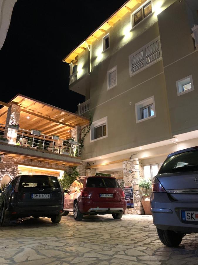 维拉里亚斯酒店 Vlorë 外观 照片